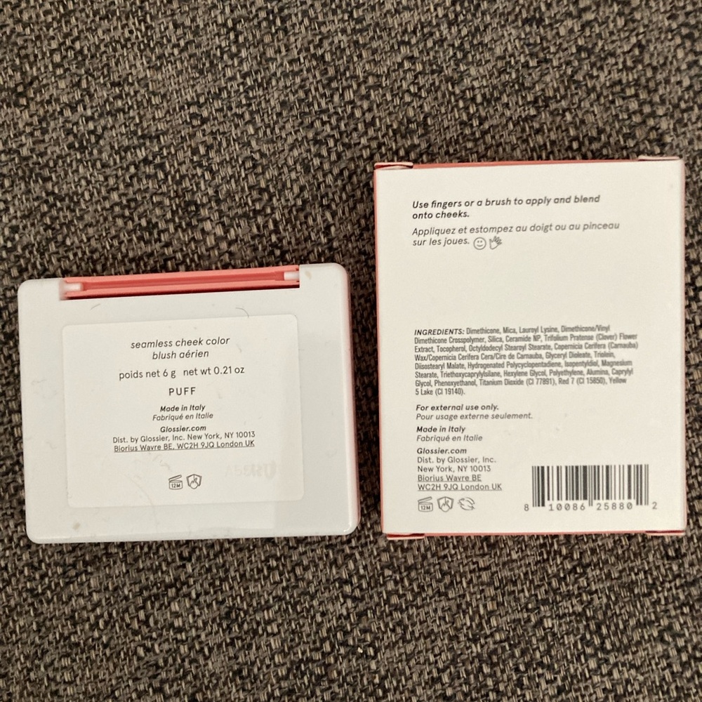 Glossier Cloud Paint Blush in Puff - Soft Pink - Picture 2 of 6